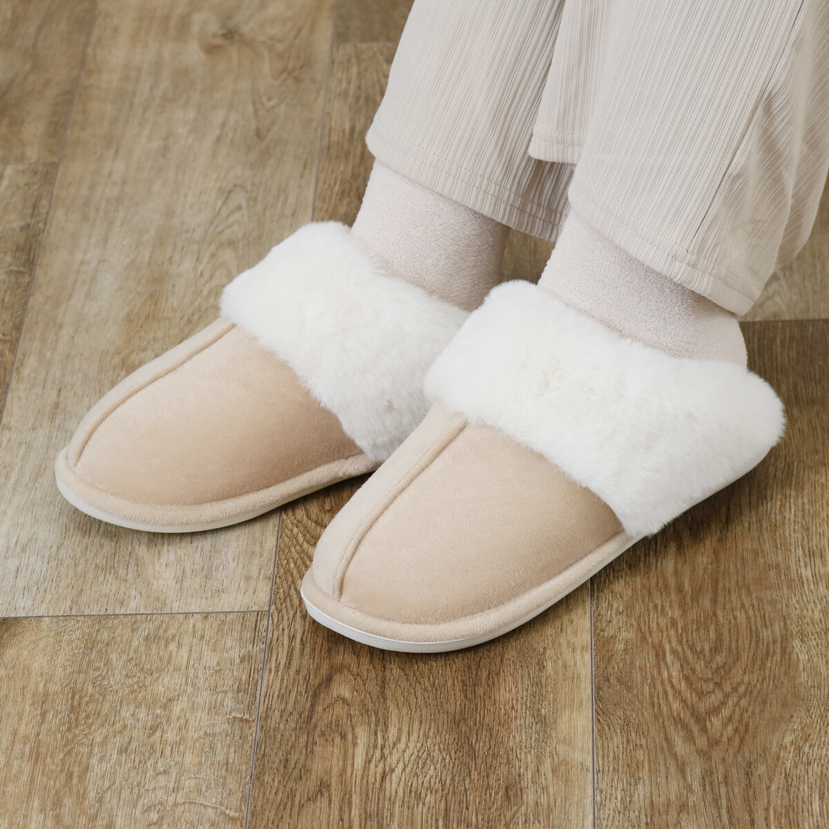 クラウドボアルームシューズ