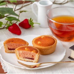 苺のタルトケーキ