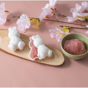 白うさぎの手作り桜あんモナカ