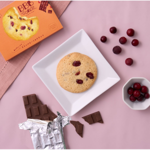 ＢＢＢクッキー　クランベリーミルクチョコ
